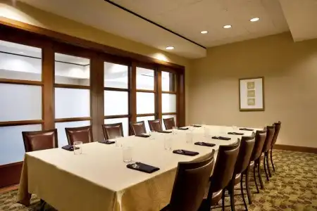 Sheraton New Orleans - 12