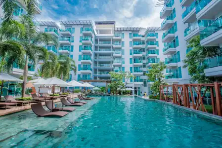 Fishermen's Harbour Urban Resort - 8