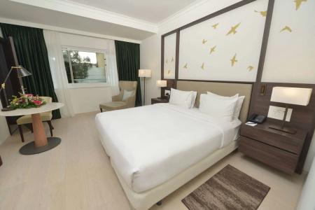 Hilton Nicosia - 4