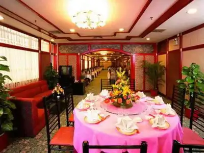 Zhujiang Overseas - 2
