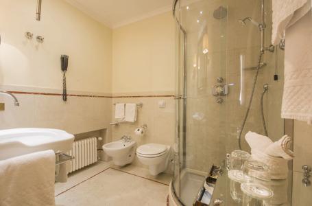 Corona d'Oro 1890 - 18