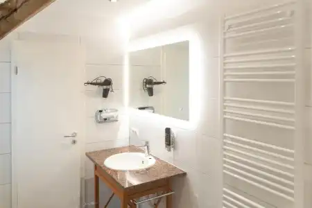 Schiefer Suite & Apartments - 100