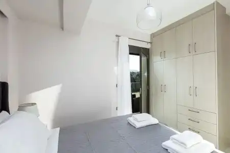 Aurora Apartments - 1