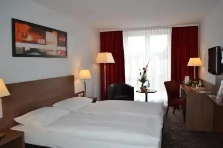 Mercure Erlangen - 81