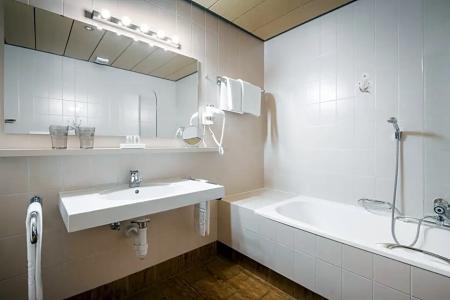 Corso am Graben - 28