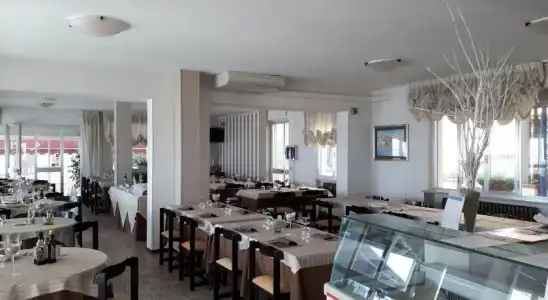 Oasi Ristorante Pizzeria - 25