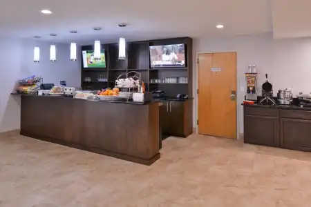 Wingate By Wyndham - Greenville-Airport - 33