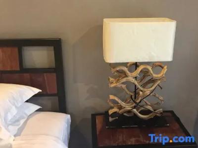 Sannot Riverside Boutique - 29