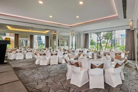 Renaissance Riverside Saigon - 48