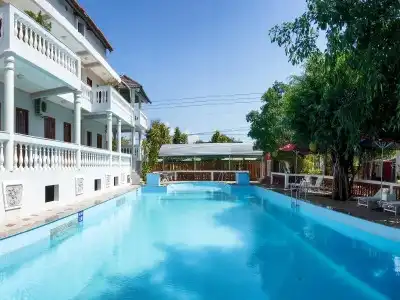 Song Lam Gold Resort - 7