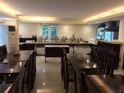 Golden Lotus Halong - 11
