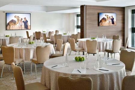 Mövenpick Apartments Downtown Dubai - 37