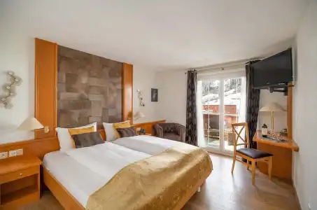 Grichting & Serviced Apartments - 128