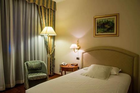 Best Western Globus City - 36