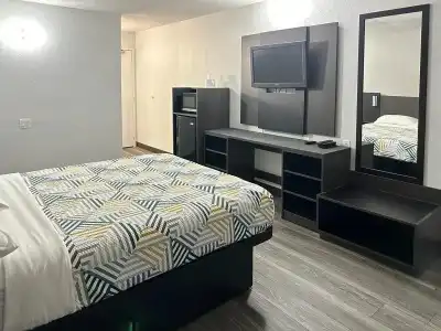 Travel Inn by OYO Omaha - 5