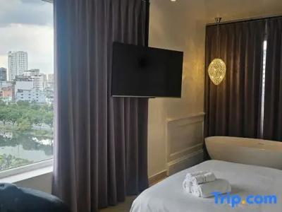 A In Riverside - 115