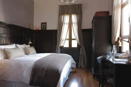 Boutique Castillo Rojo - 134