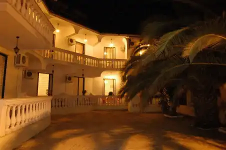 Zante Nest Studios & Apartments - 36