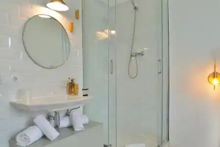 Hostal Girona - 25