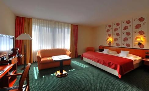 Best Western Plus Delta Park - 38