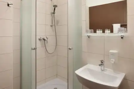 Ramada by Wyndham Lviv - 25