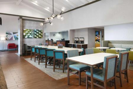 Hampton Inn & Suites Houston Medical Center NRG Park - 17
