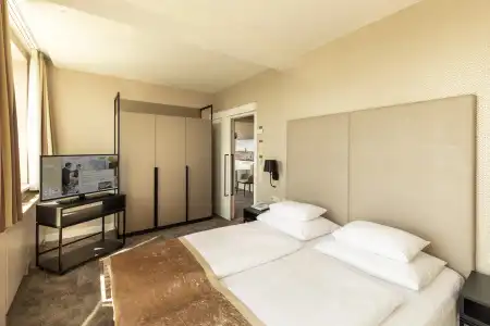 Parkring Apartments - 1