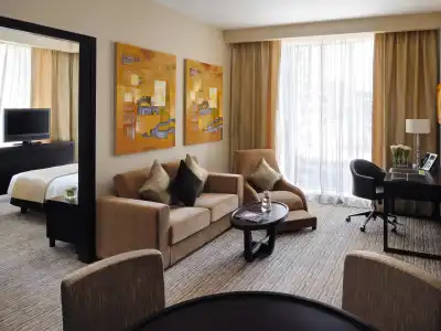 Mövenpick Jumeirah Lakes Towers - 28