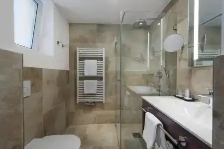 Norica - Thermenhotels Gastein Mit Dem Bademantel Direkt in Die Therme - 46