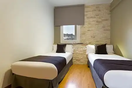 & Apartments Travessera - 101