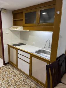 Mall Suites - 553