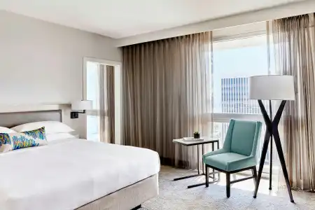 Los Angeles Airport Marriott - 31