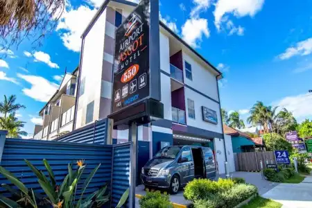 Airport Ascot Motel - 0