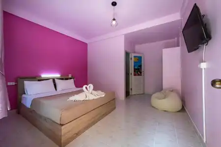 myPatong Social Hostel - 38