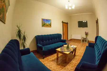 Grand Hostel - 10