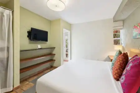 Kasa El Paseo Miami Beach - 93