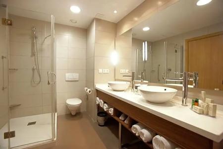 Hilton Garden Inn Malaga - 40