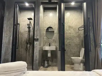 Premier Hostel - 7