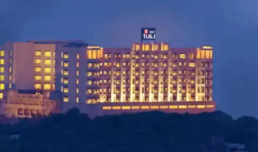 The Lalit Traveller Jaipur - 11