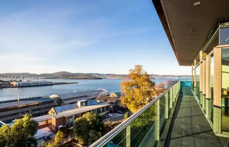 Lenna of Hobart - 142
