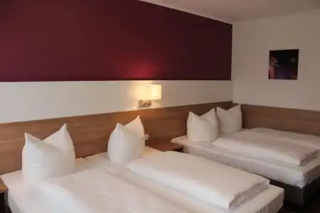 Hostel S16 - 64