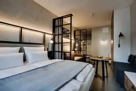 CLOUD No7 Apartments - 14