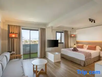 LIVVO Anamar Suites - 47