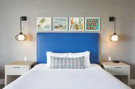 The Waterfront Beach Resort, A Hilton - 91