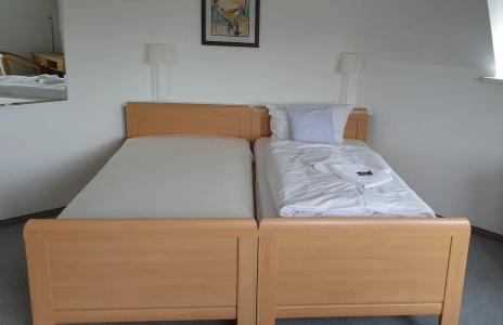 Schollers Restaurant & - 1