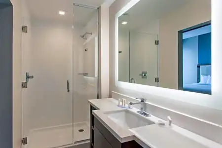 SpringHill Suites by Marriott Huntington Beach Orange County - 49
