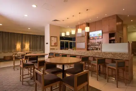 Hampton Inn by Hilton Guadalajara/Expo - 25