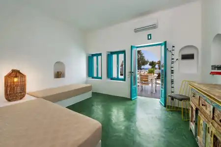 Nissia Beach Apartments and Suites - 81
