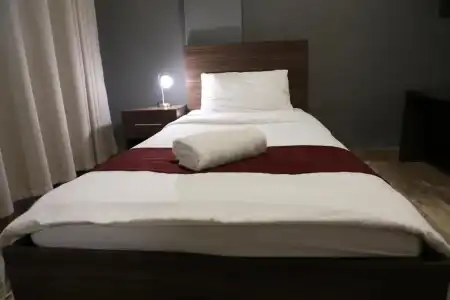 Sydney - 30