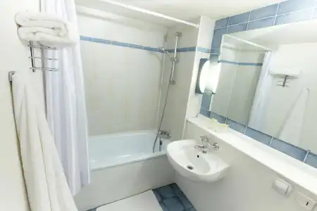 Kyriad Direct Strasbourg Ouest - Zénith - 9